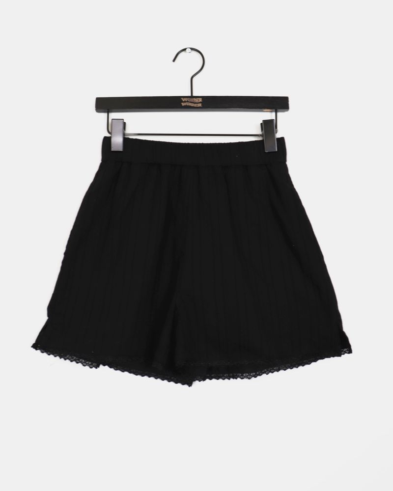  [MADE] Sopte Eyelet Lace Short Pants