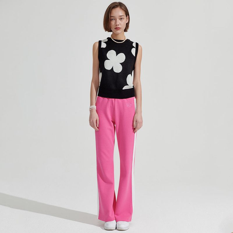 wonder visitor（ワンダービジター）の「Flower Knit vest [Black]（Tops）」