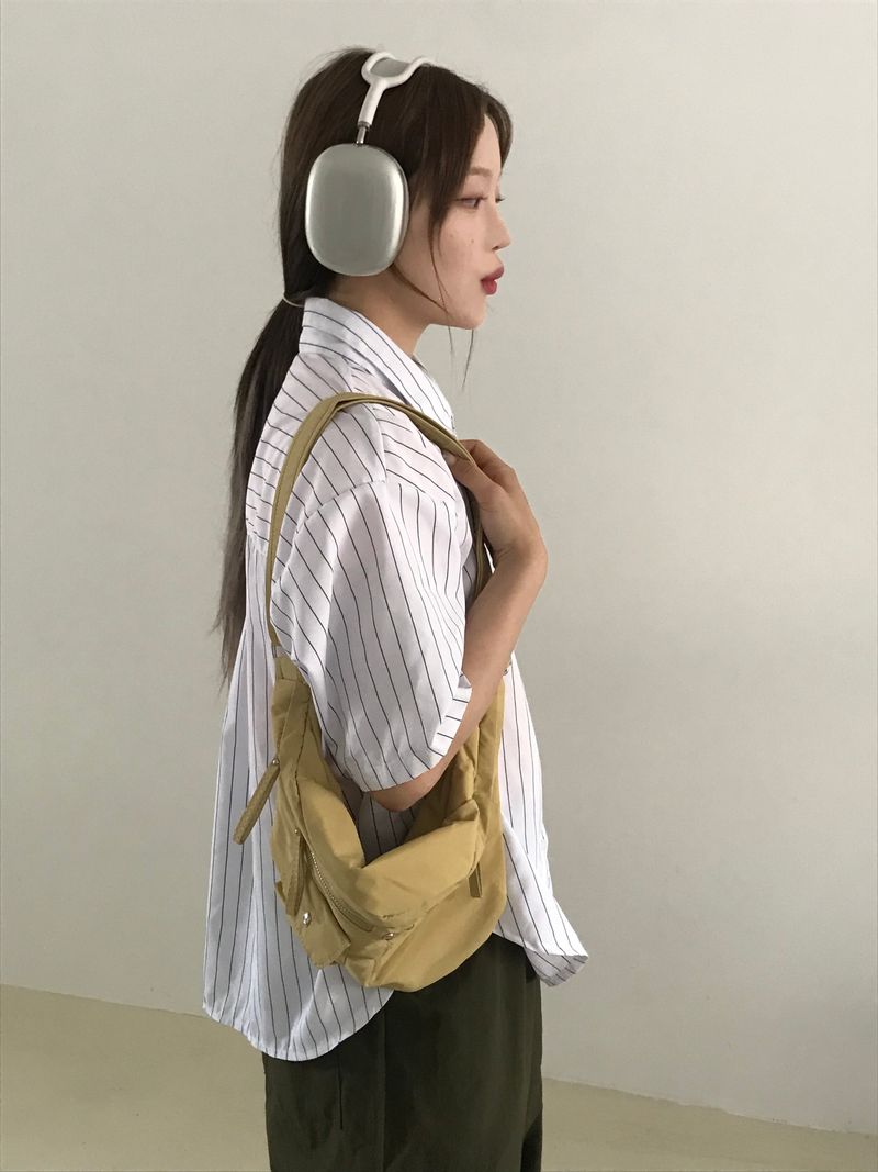 Zip pocket fanny bag 