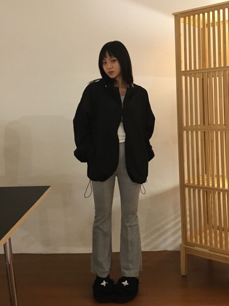 sorusoru（ソルソル）の「グレーブーツカットパンツ (1color)（パンツ）」