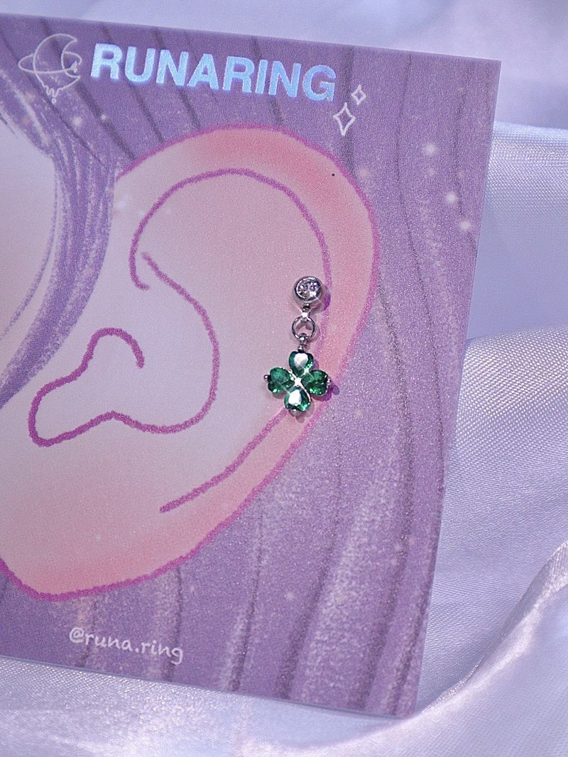 All surgical steel clover piercing