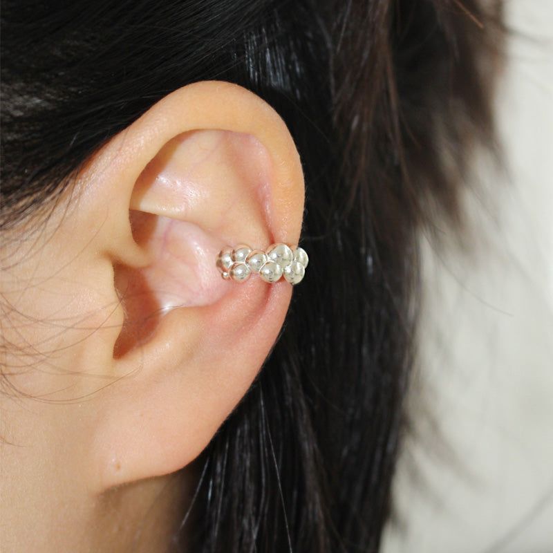 overcozy（オーバーコージー）の「バブルクラウドイヤーカフ(Glossy)（アクセサリー）」