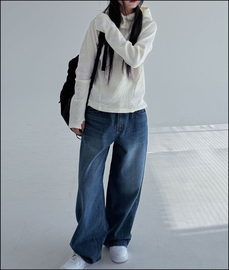 Revi henry neck hoodie (finger whole)