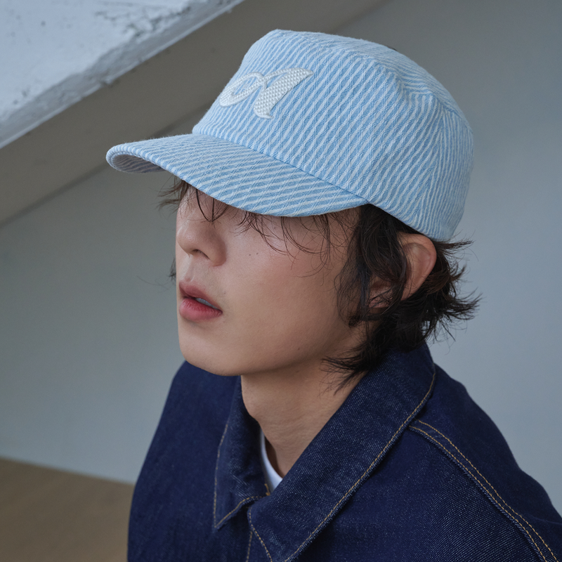 ALLINCOMPLETE（オールインコンプリート）の「アーガイル ストライプ デニム ピルボックス キャップ(Light Blue Denim)（帽子）」