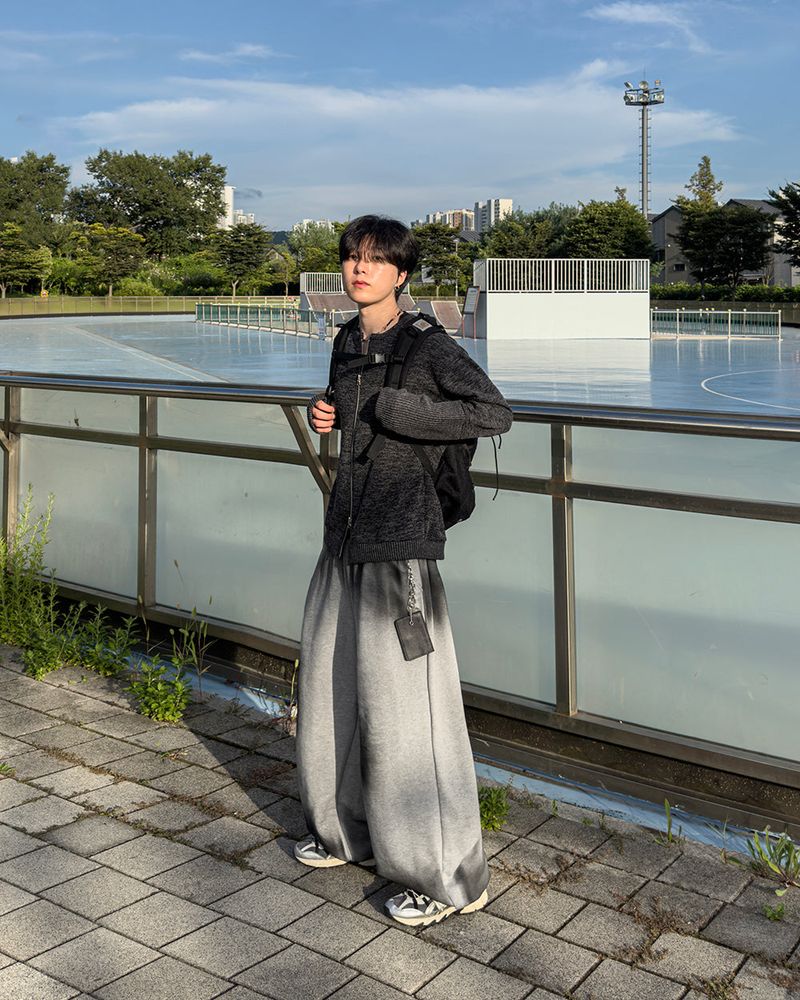 Angle Knit Zip-up with Hand Warmers