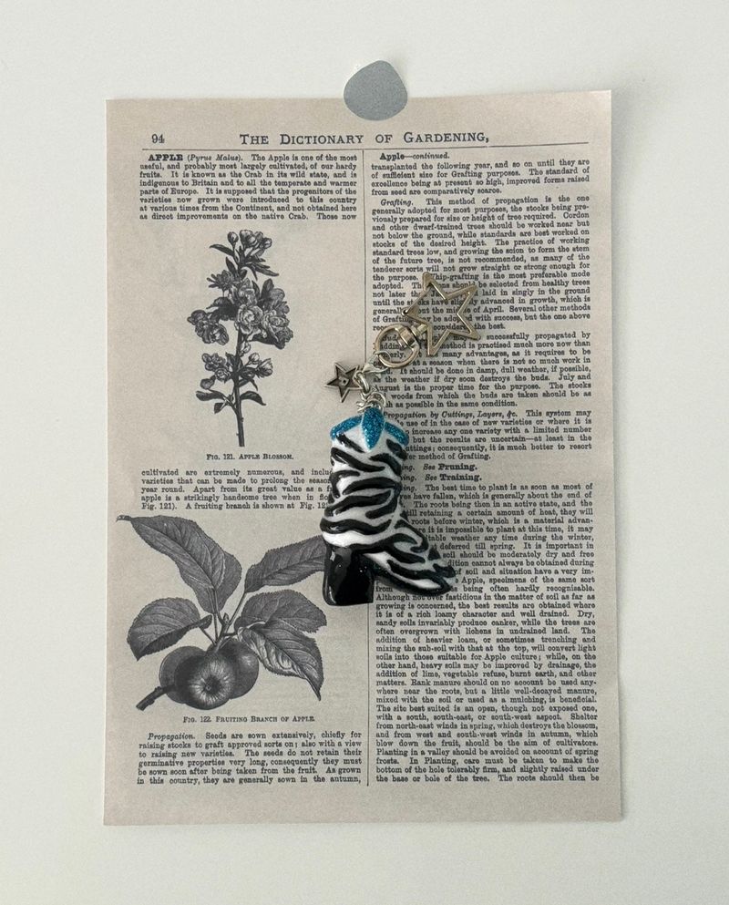 【MADE】 Zebra Boots (keyring)