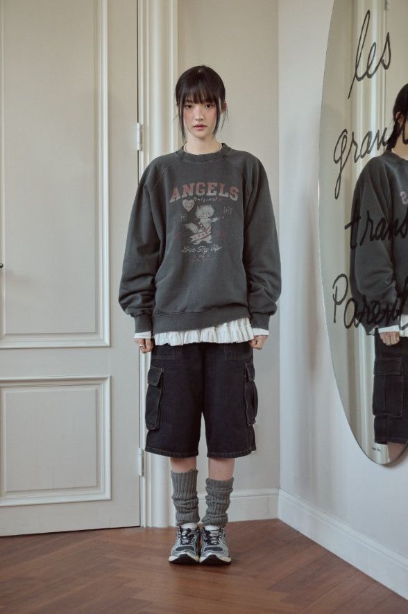 Cupid Cat Raglan Pigment Sweatshirt