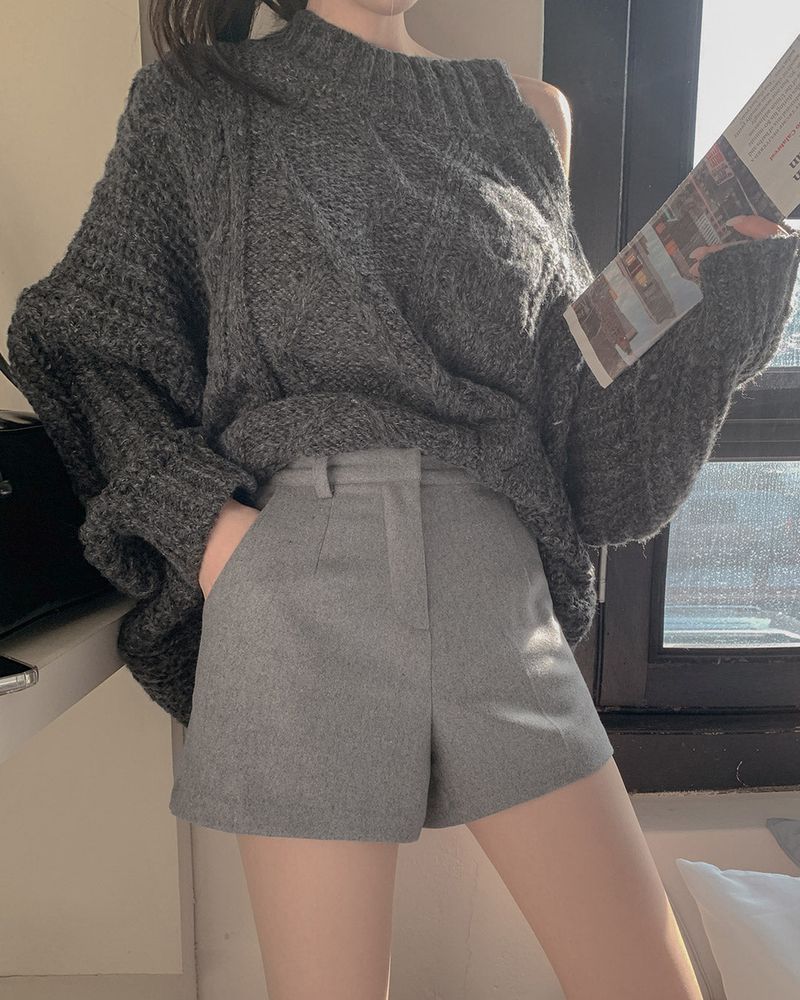 Wool shorts pants