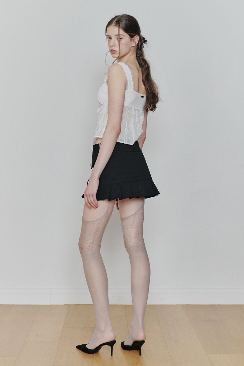PURITY LACE TOP white