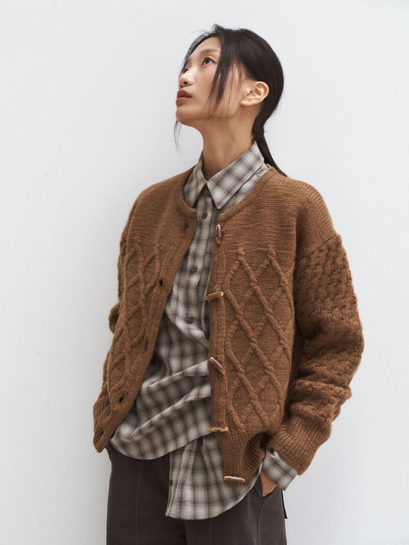 OURO（アウロ）の「PIE WOOL CARDIGAN [ CINAMON ]（）」