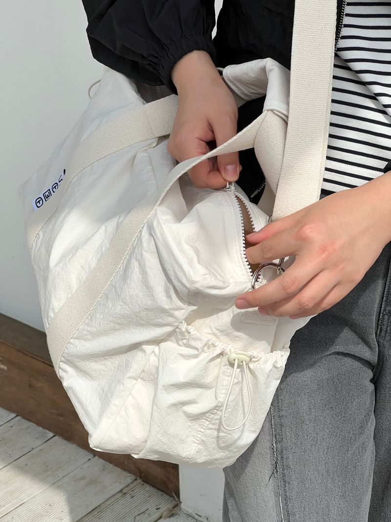 Holiday Mood Bag-ivory