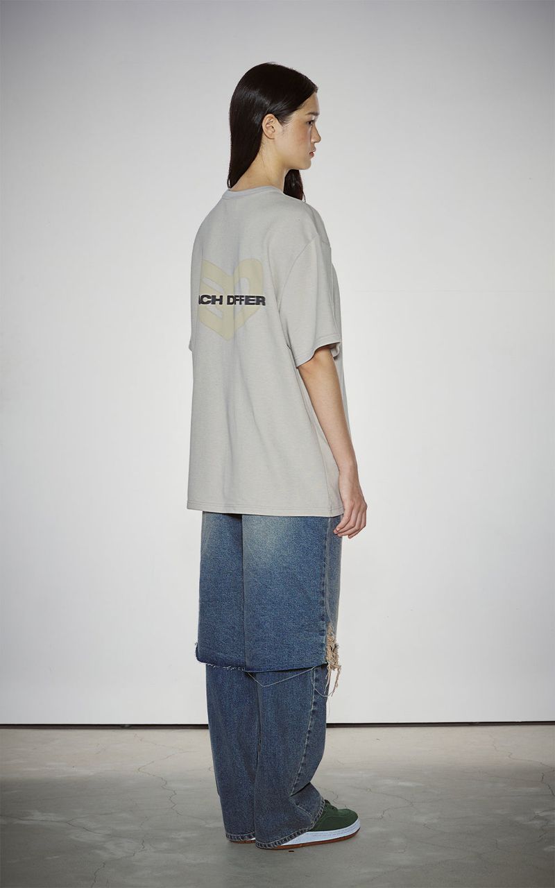 BLUR HEART T-SHIRTS_BEIGE