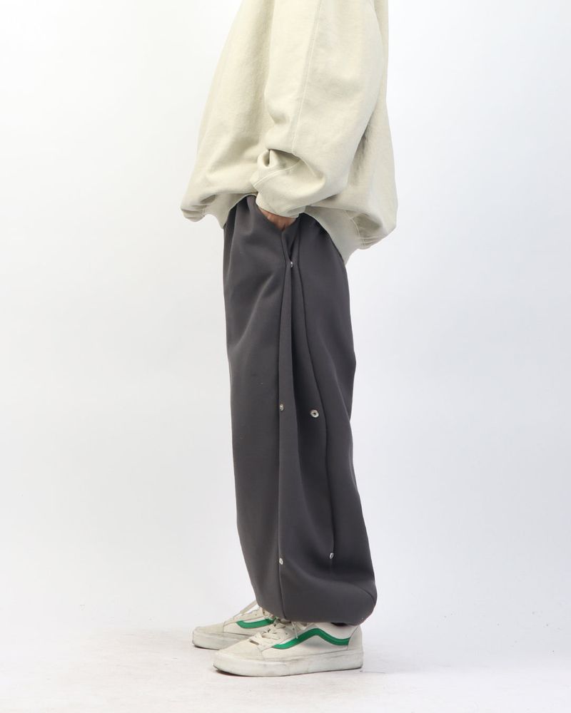 PANATIQUE（パナティーク）の「Outro Snap Button Pants_2color（Pants）」