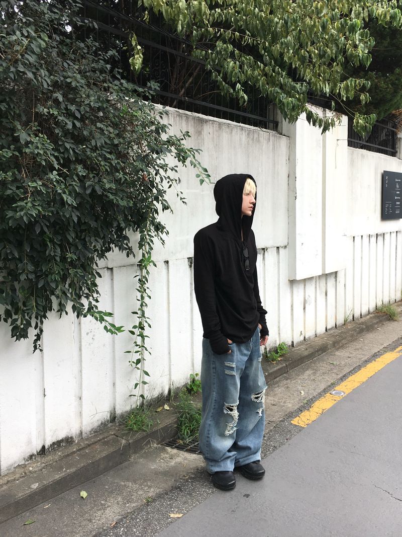 Hopper Henley Finger-Hole Hoodie 4C