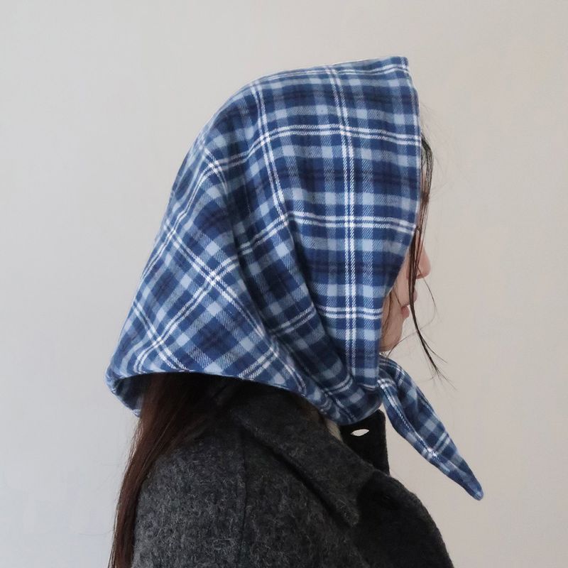Padded Shoulder Scarf_Blue