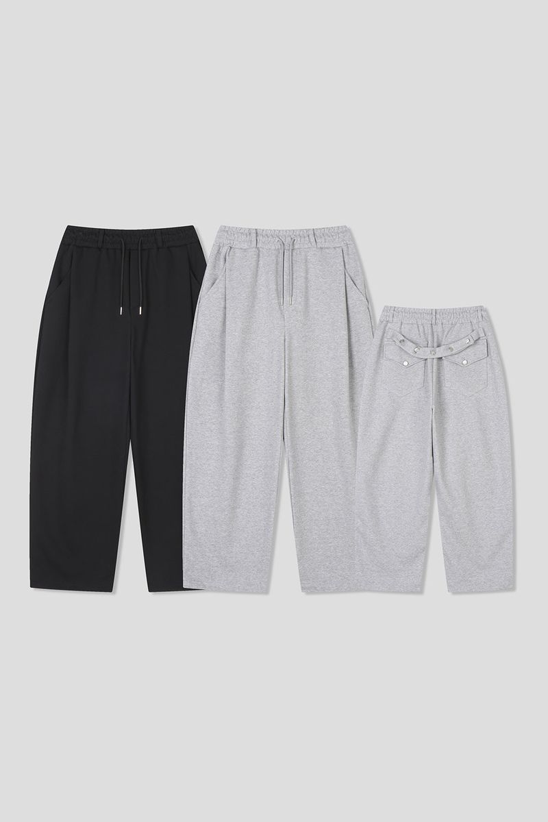 Cinch back strap sweatpants