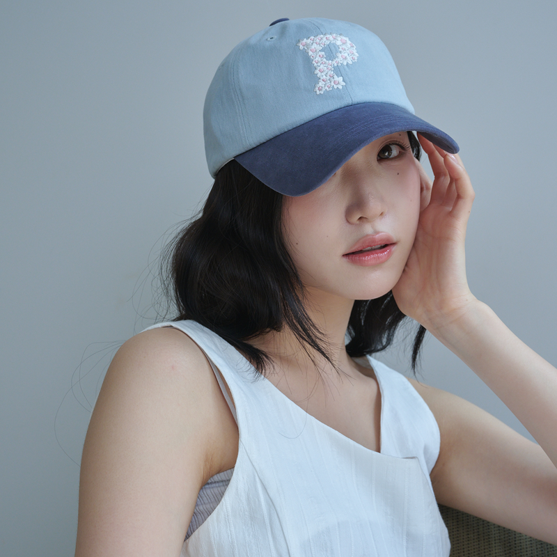 ALLINCOMPLETE（オールインコンプリート）の「Floral P Logo Ball Cap (Soft Navy & Sky blue)（Hats）」
