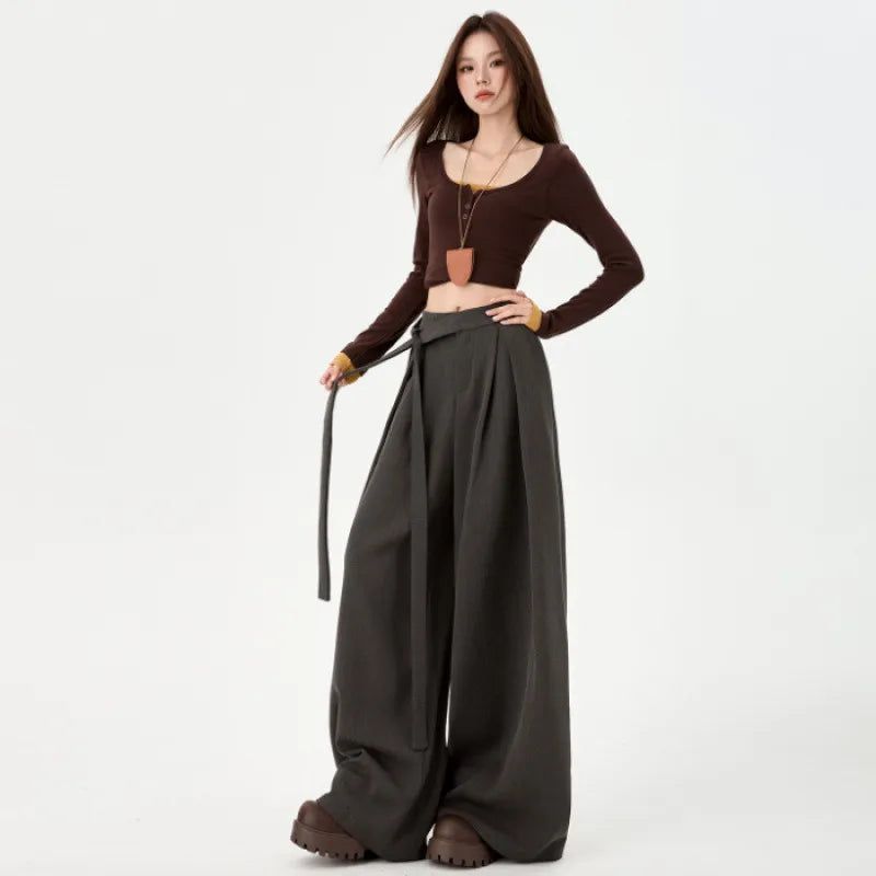 La mode MAQI（ラ モード マキ）の「グレイ ドレープト ハイ ウェスト ワイド レッグ スラックス（パンツ）」