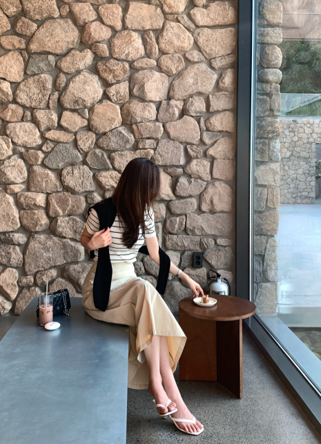 Loop Slim Striped Short Sleeve Knit / 1 colors
