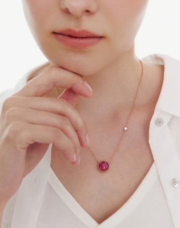 hyeres lor（イエール・ロール）の「26SS★ [Premium Plating] Pennysense AB(P) Goutte Necklace Viva Magenta（Accessories）」