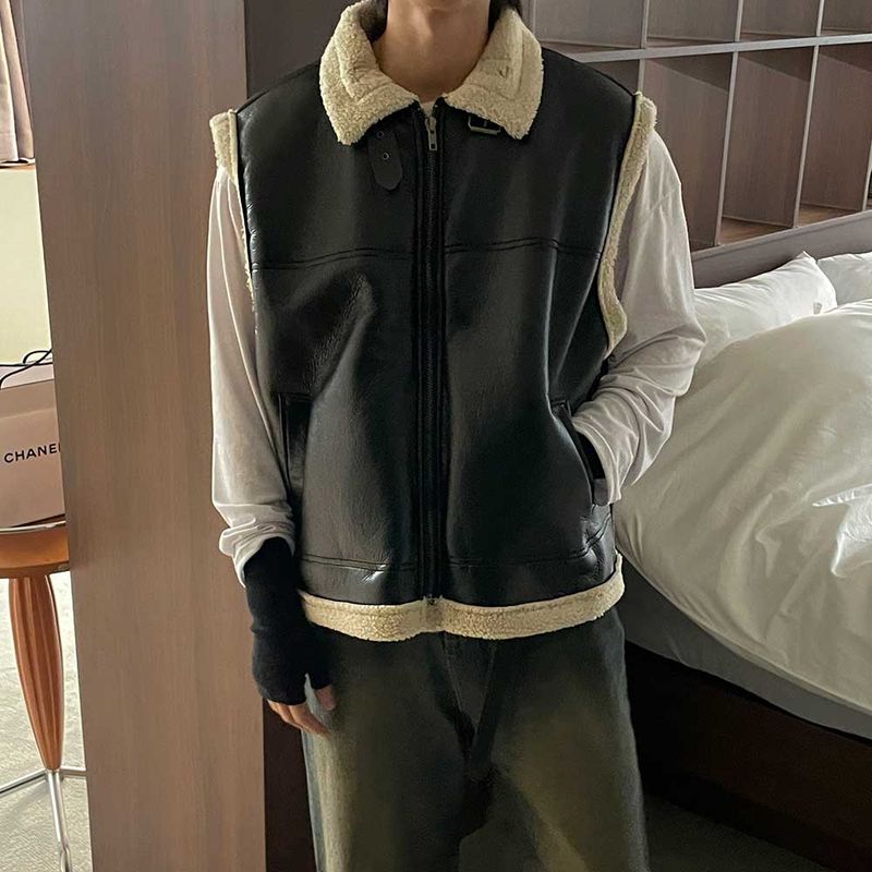 Pleddy Black Mustang Vest