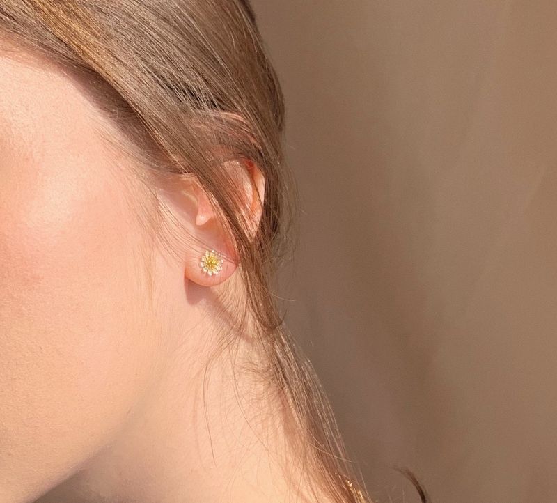 Jeanne Daisy Earrings