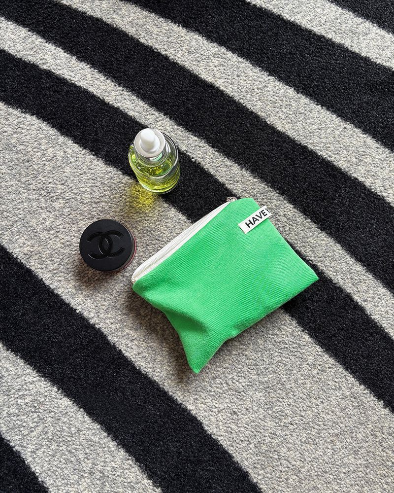 Vivid soft cotton flat pouch - green , S size
