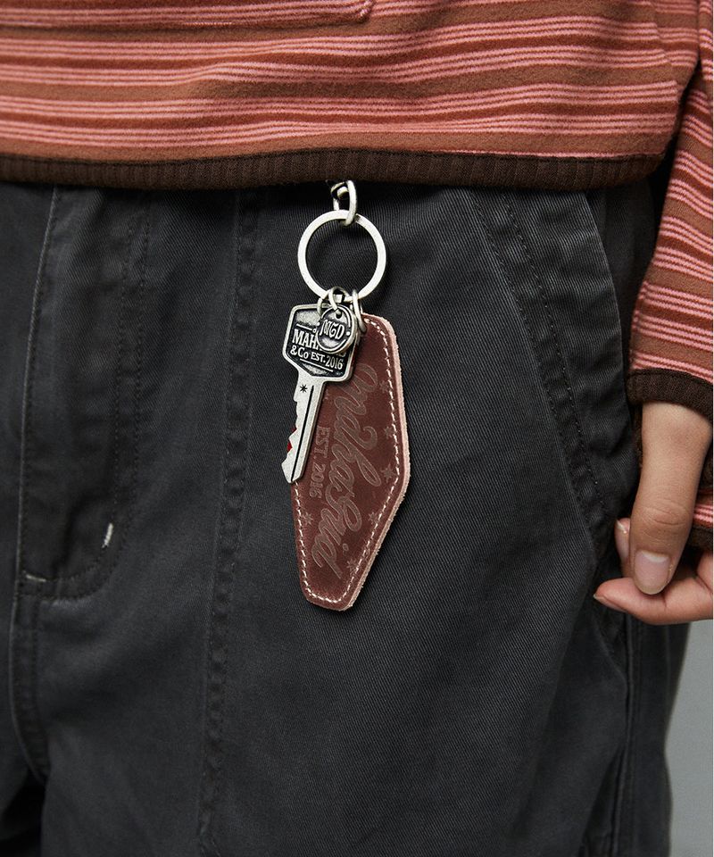 HOTEL KEYRING_BROWN