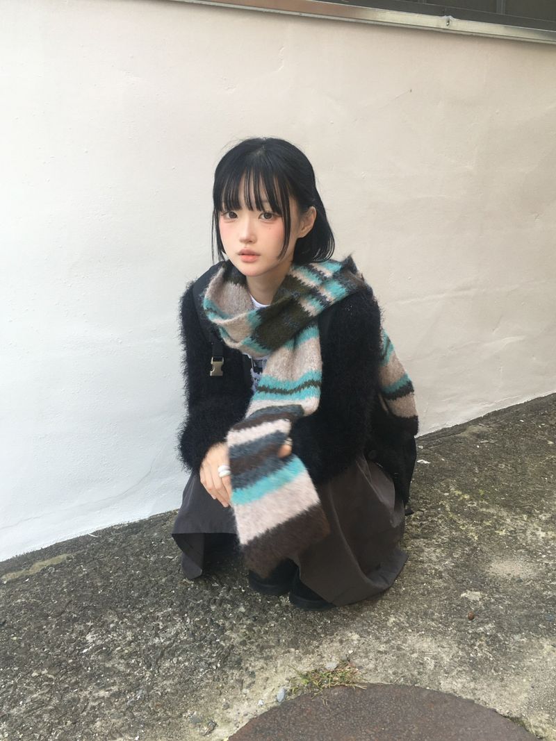 ner.ui.bin（ノエビン）の「モリカラーブロックマフラー（ファッション小物）」