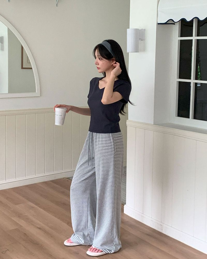 [MADE] Seed, stripe training pants