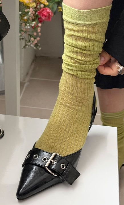 AAKE(アケ)の「LINE SHEER KNEE SOCKS(Fashion Accessories)」