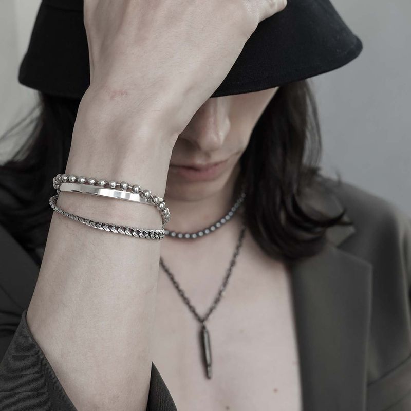 SS-OPEN SIGNATURE BULLET NECKLACE_large_dark silver