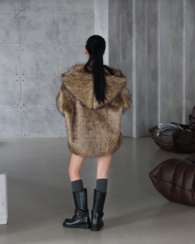 High-quality hooded fake fur jacket