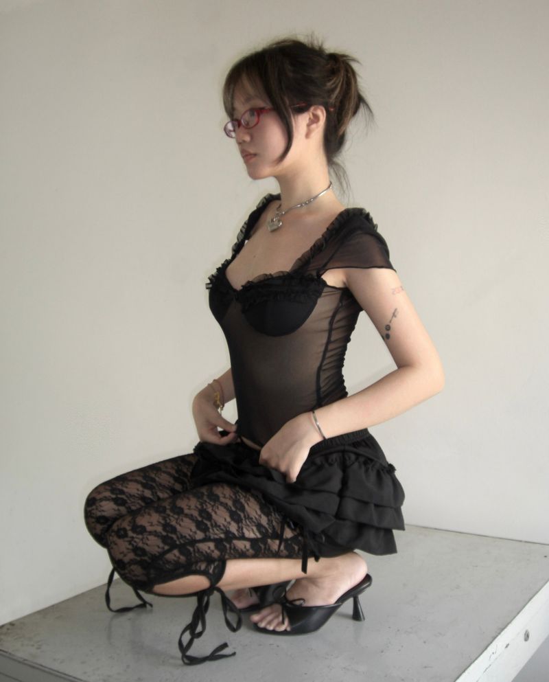 NOIR RUFFLE トップス