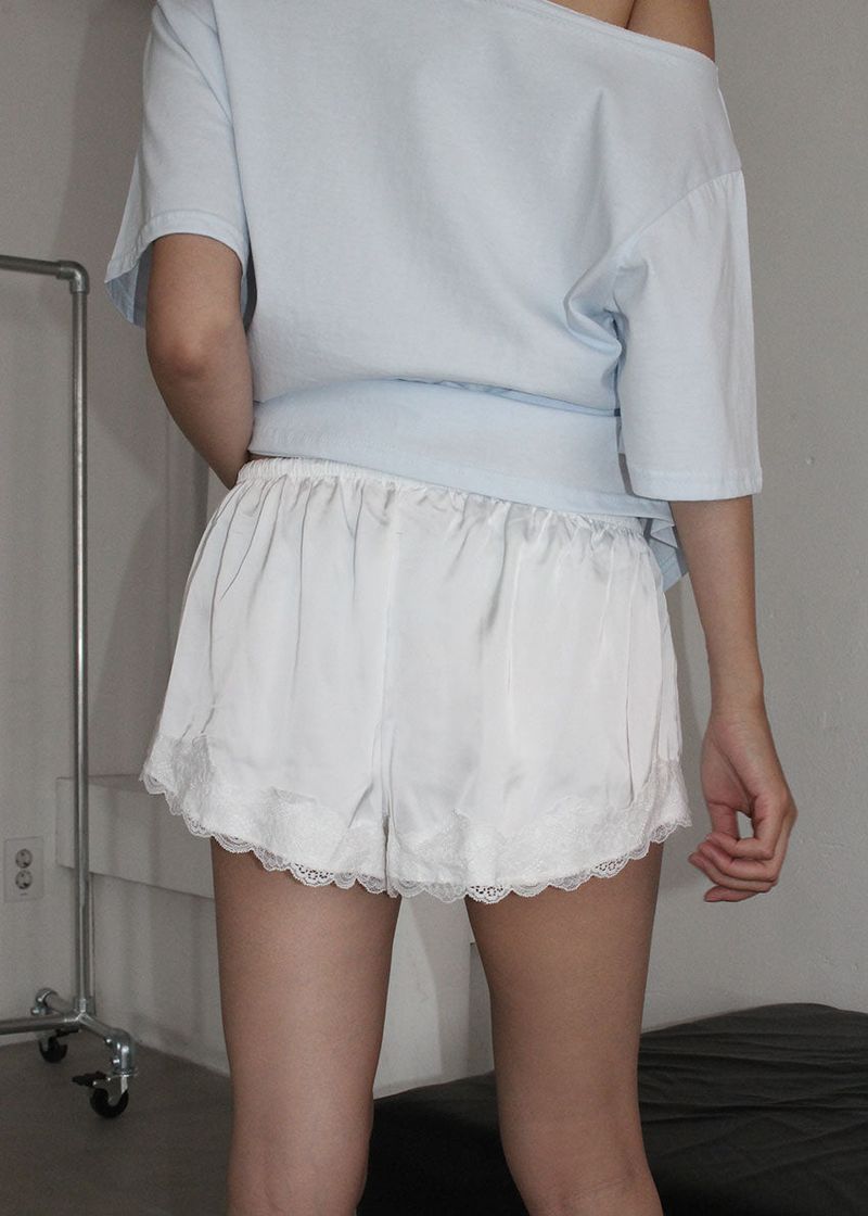 SATIN LACE SHORTS