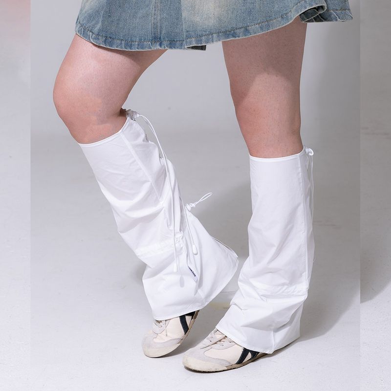 Boxer Sneakers Leg Warmers White