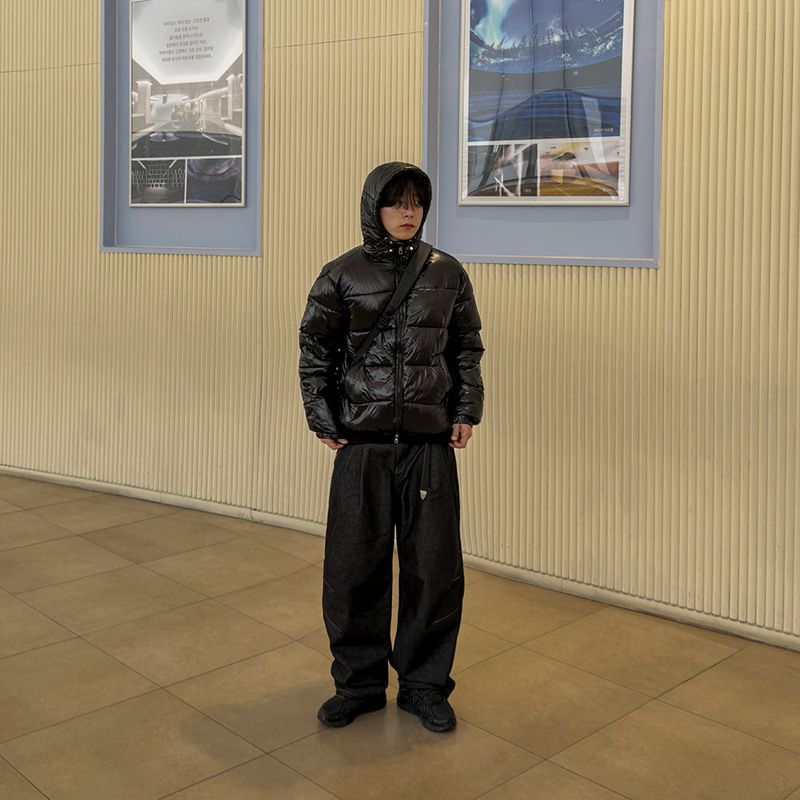 Beon glossy hood padding