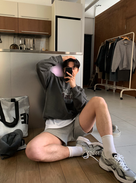 Muid USA Siesta Pigment Overfit Sweatshirt