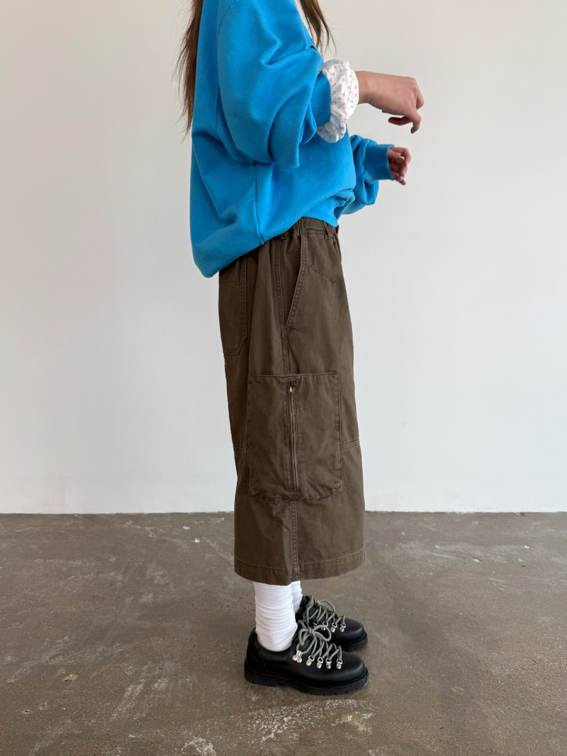zipper bermuda cargo pants