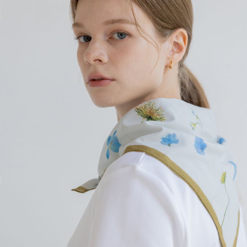 PRESSED FLOWER SCARF - Sky Blue