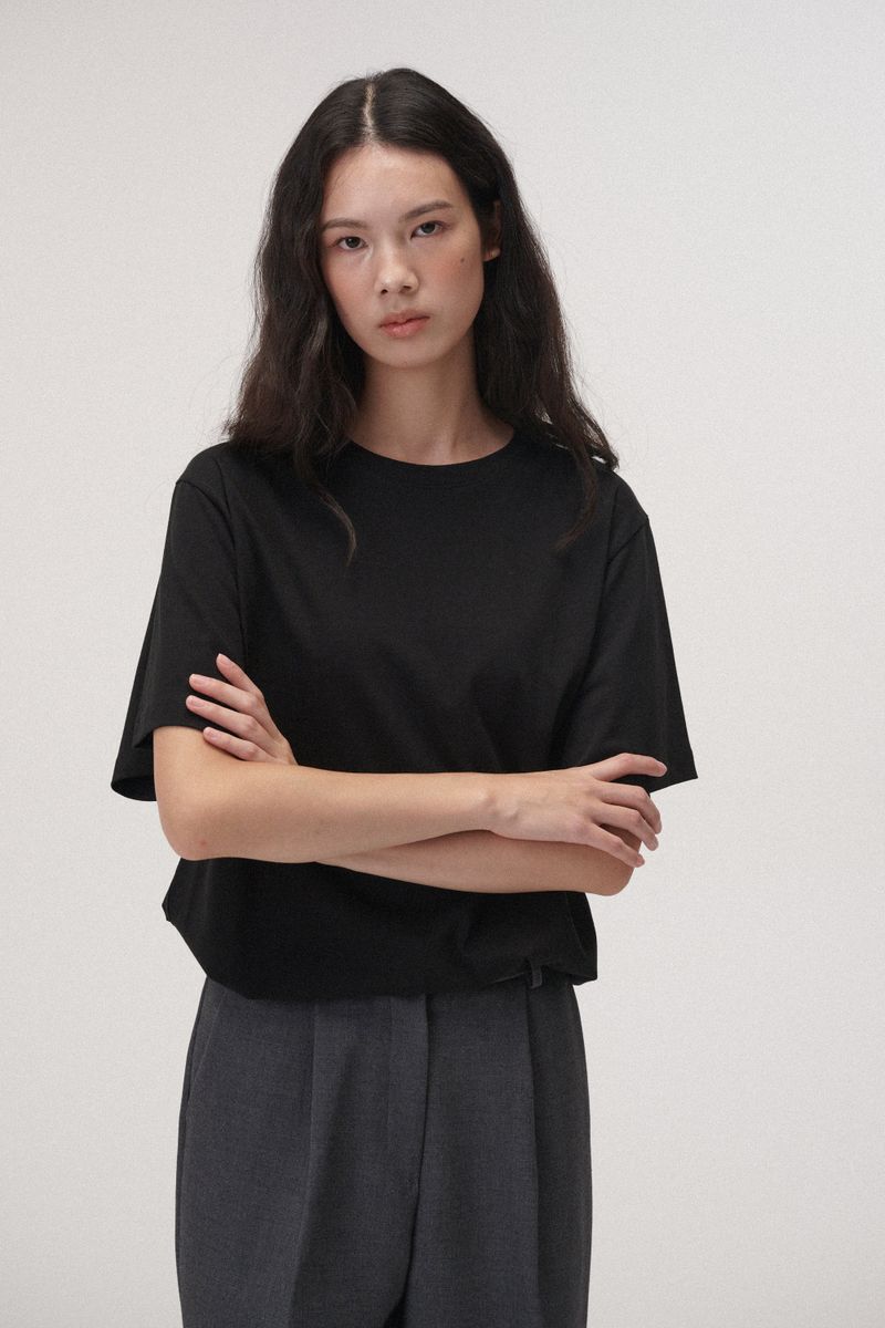 Boxy round T-shitrs (Black)