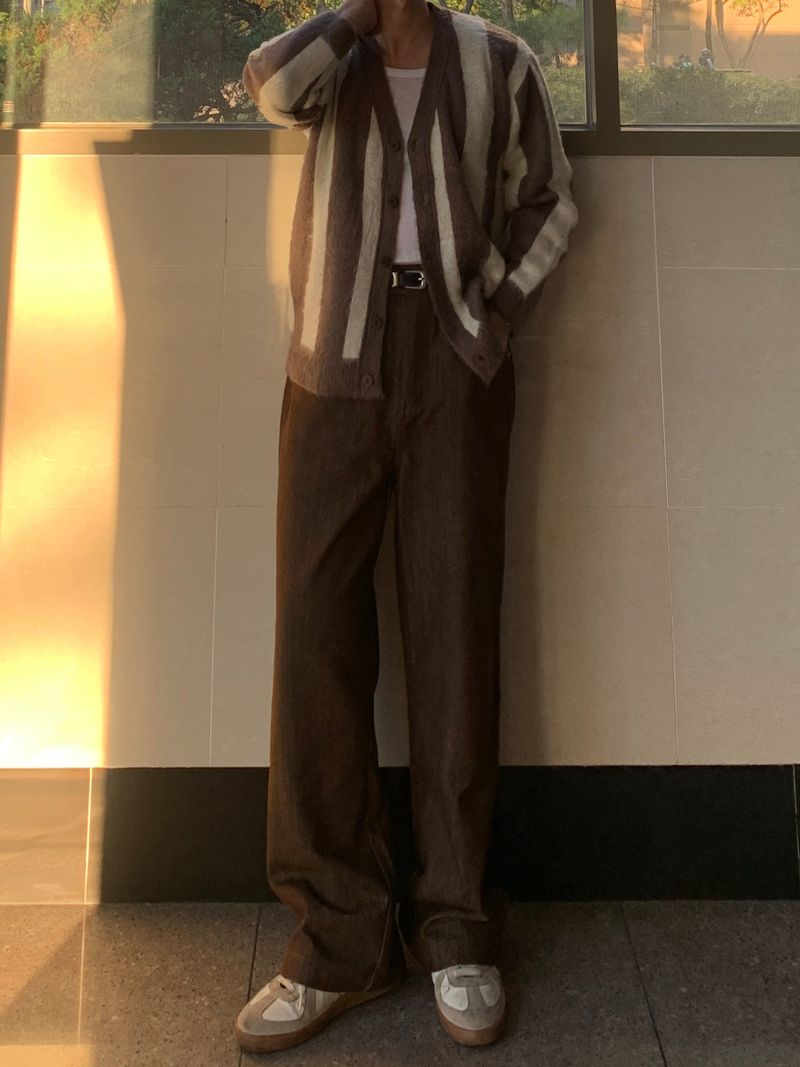 Mensfloor(メンズフロア)の「Rivet non-faded wide denim(Pants)」
