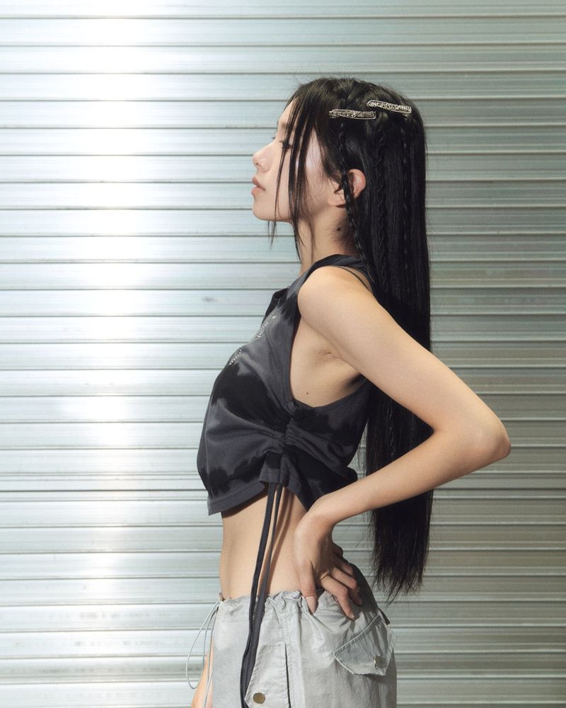 gem stone shirring top- charcoal