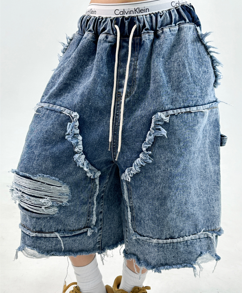 CCORTTI（コルッティ）の「カーペンターストラップポイントデミウォッシュバミューダ💙🖤 - 2 COLORS（パンツ）」