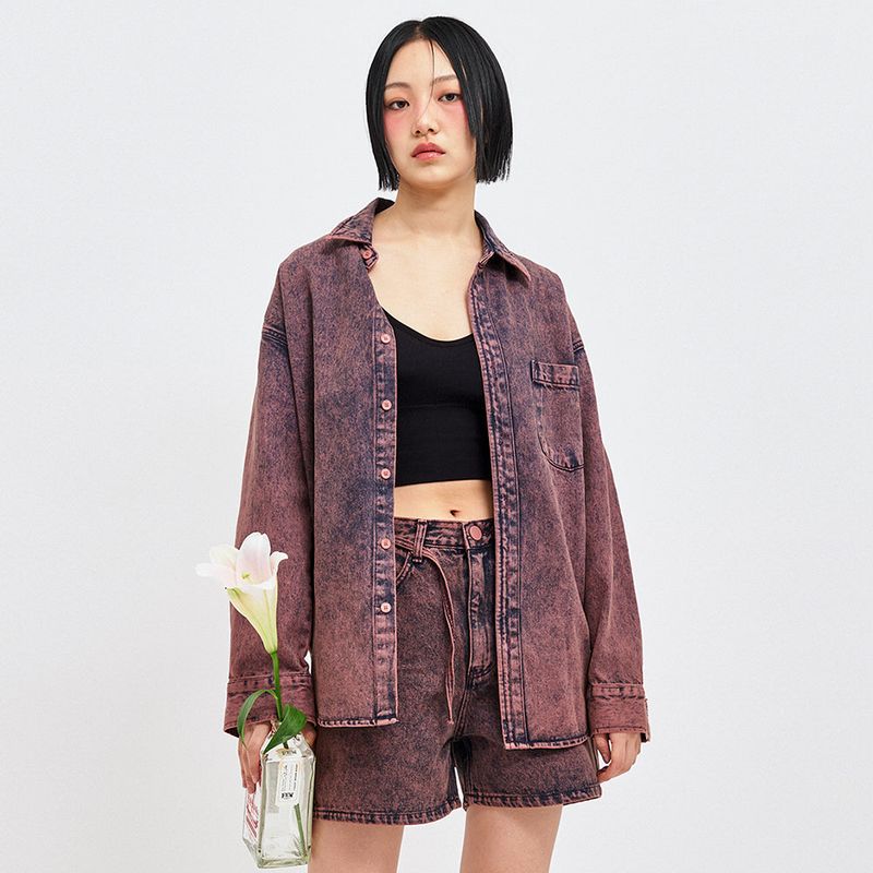 C Wear by the Genius(シーウェア バイザジーニアス)の「OVERSIZED WINE DENIM SHIRT(Tops)」