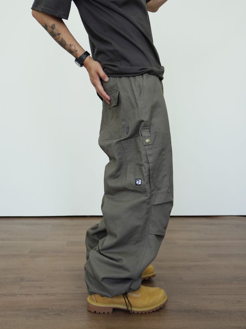 Patched Cotton American Carge Pants 2C
