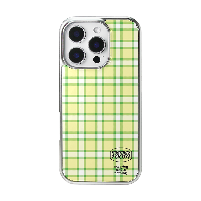 murmursroom（マーマーズルーム）の「mチェッカードエポキシバンパーケース (silver / meadow picnic)（スマホグッズ/小物）」
