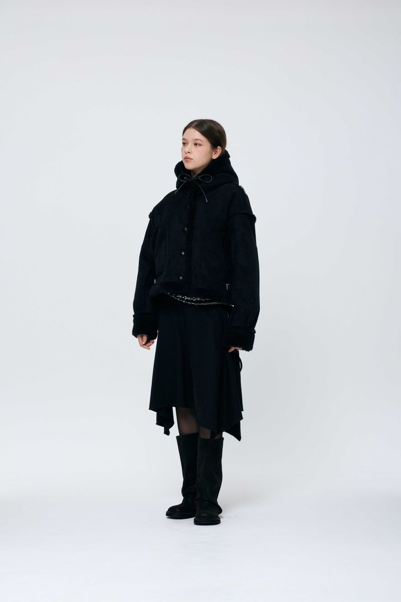 ADORABLE HOOD MUSTANG / BLACK