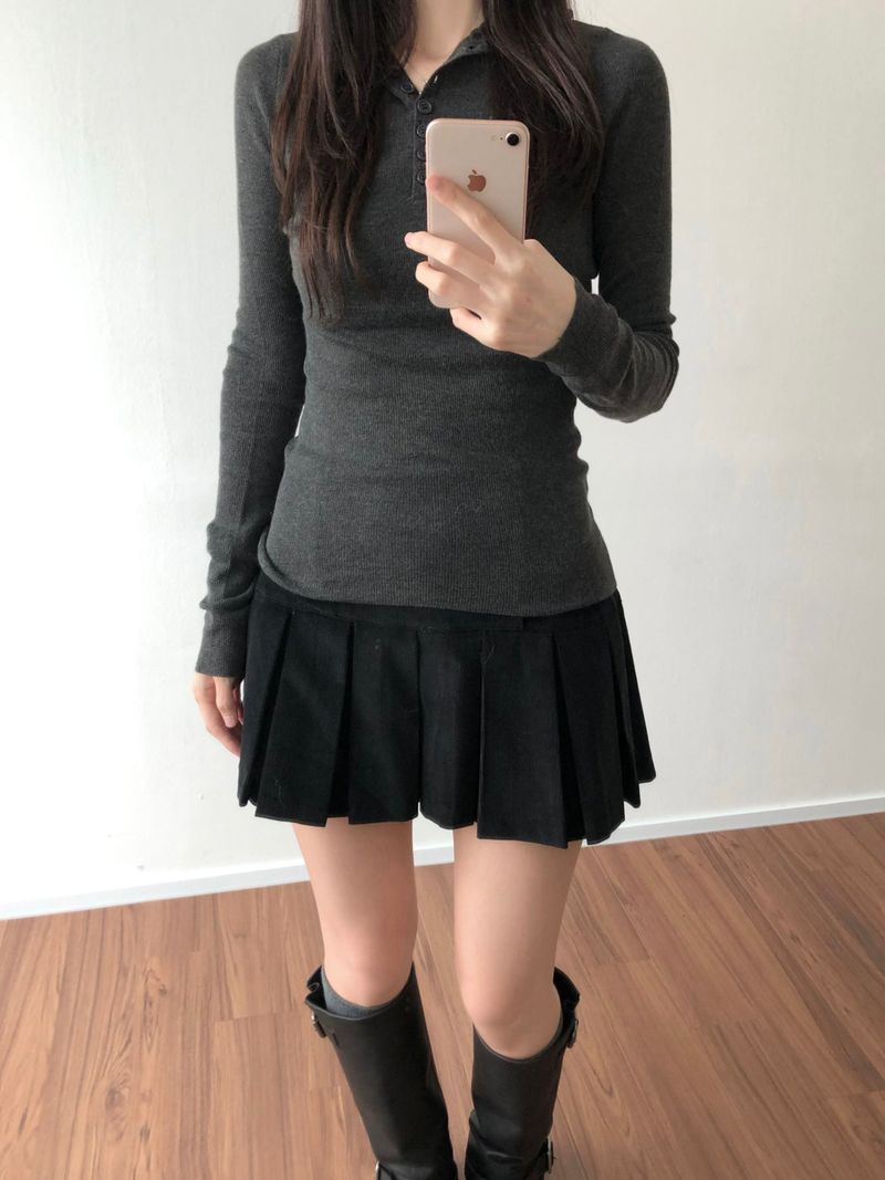 button hooded knit (2 colors)