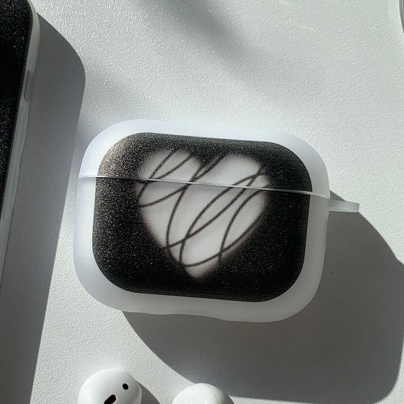 Black - Chocolate Heart AirPods Case_matt